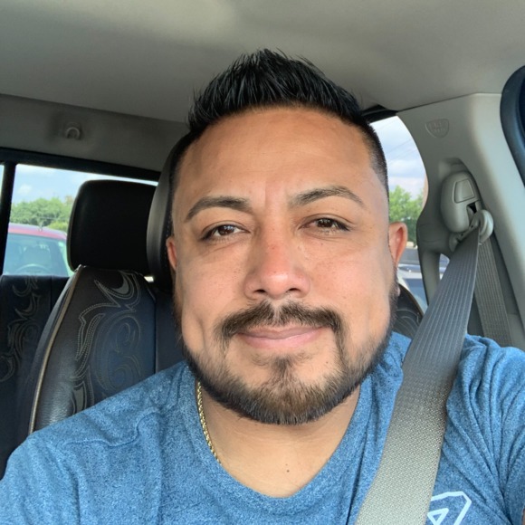 Meet your Posher, Juan - Picture 1 of 1